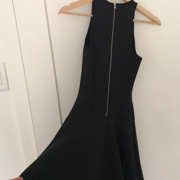 Abercrombie black dress - Picture 2 of 2
